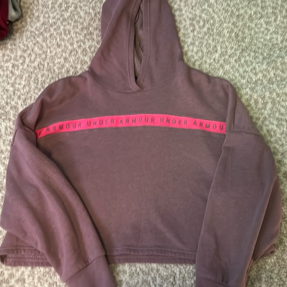 Under Armour Cropped Hoodie